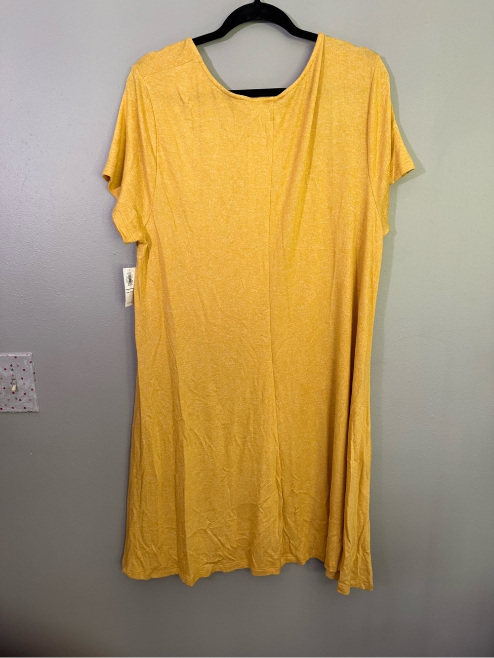 Old Navy Golden Yellow Short-Sleeve A-Line Midi Dress - Picture 4 of 5